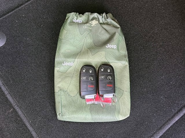 2021 Jeep Grand Cherokee Laredo X 4x4