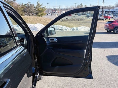 2021 Jeep Grand Cherokee Laredo E 4x4