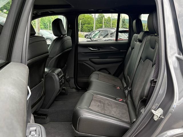 2023 Jeep Grand Cherokee Altitude X 4x4