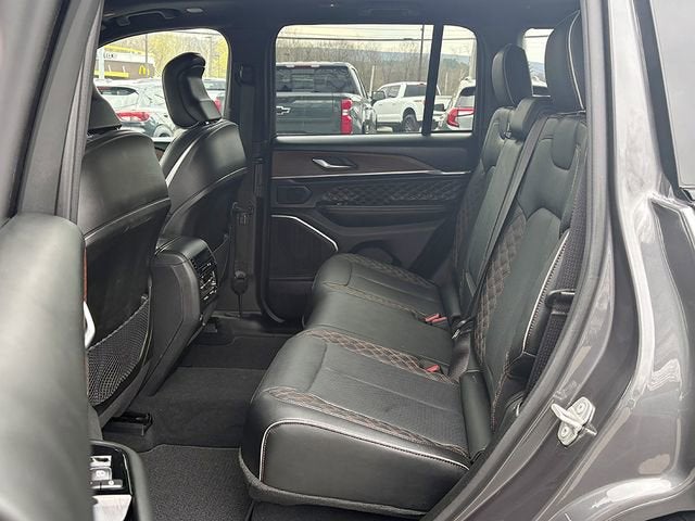 2024 Jeep Grand Cherokee Summit 4x4