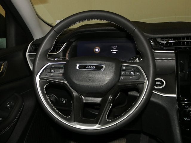 2023 Jeep Grand Cherokee L Laredo X 4x4