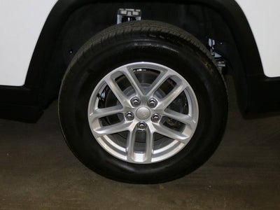 2023 Jeep Grand Cherokee L Laredo X 4x4