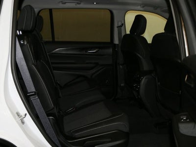 2023 Jeep Grand Cherokee L Laredo X 4x4