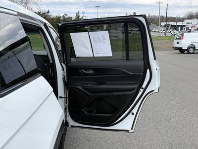 2023 Jeep Grand Cherokee L Laredo X 4x4