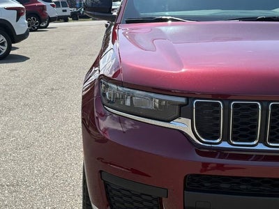 2025 Jeep Grand Cherokee L Laredo X 4x4