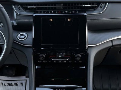 2025 Jeep Grand Cherokee L Laredo X 4x4