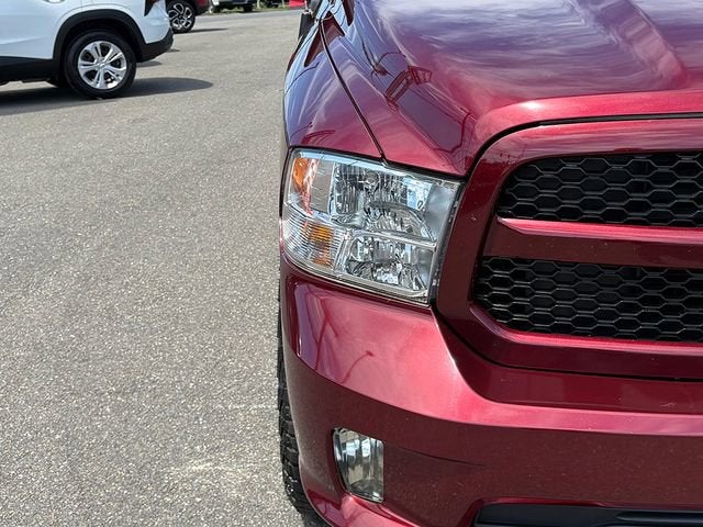 2018 RAM 1500 Express Quad Cab 4x4 6'4' Box