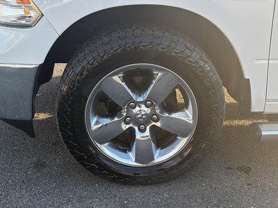 2017 RAM 1500 Big Horn Crew Cab 4x4 5'7' Box