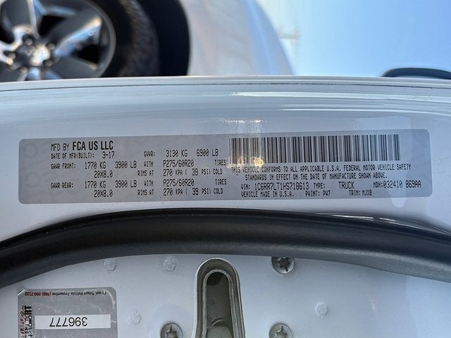 2017 RAM 1500 Big Horn Crew Cab 4x4 5'7' Box