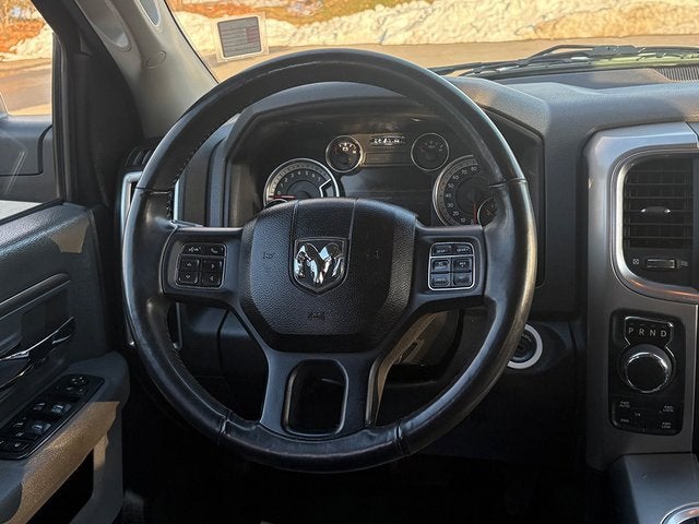 2017 RAM 1500 Big Horn Crew Cab 4x4 5'7' Box