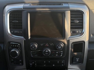 2017 RAM 1500 Big Horn Crew Cab 4x4 5'7' Box