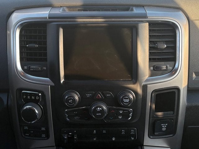 2017 RAM 1500 Big Horn Crew Cab 4x4 5'7' Box