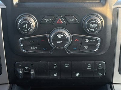 2017 RAM 1500 Big Horn Crew Cab 4x4 5'7' Box