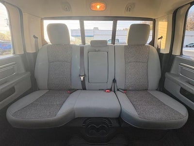 2017 RAM 1500 Big Horn Crew Cab 4x4 5'7' Box