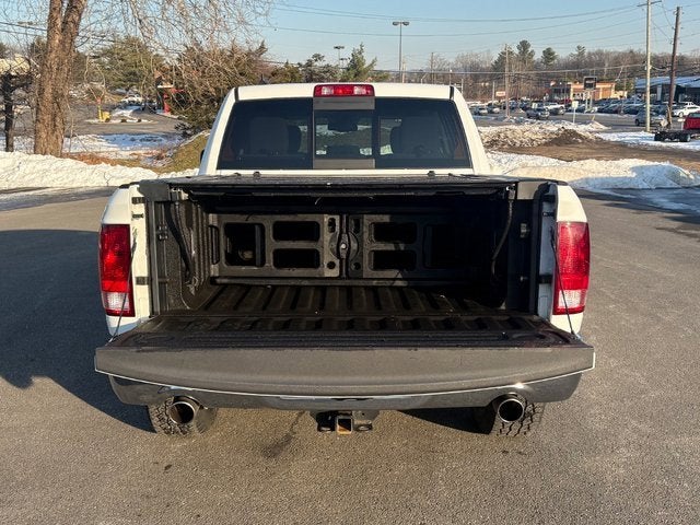 2017 RAM 1500 Big Horn Crew Cab 4x4 5'7' Box