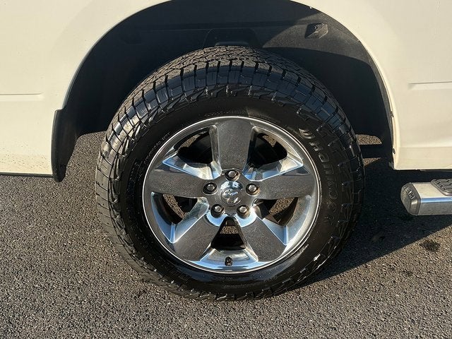 2017 RAM 1500 Big Horn Crew Cab 4x4 5'7' Box