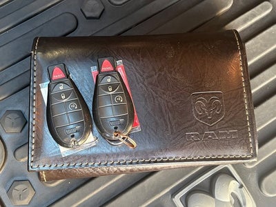 2017 RAM 1500 Big Horn Crew Cab 4x4 5'7' Box