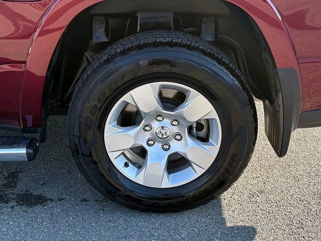 2025 RAM 1500 Big Horn Crew Cab 4x4 5'7' Box