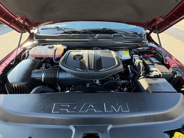 2025 RAM 1500 Big Horn Crew Cab 4x4 5'7' Box