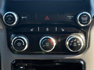 2023 RAM 1500 Big Horn Crew Cab 4x4 5'7' Box