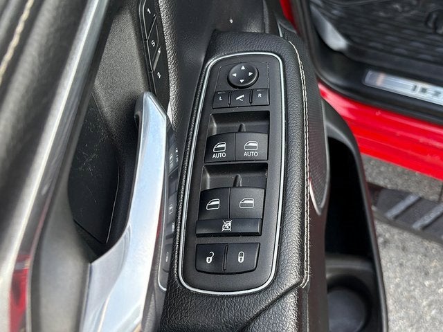 2022 RAM 1500 Laramie Crew Cab 4x4 5'7' Box