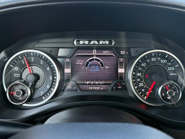 2022 RAM 1500 Laramie Crew Cab 4x4 5'7' Box