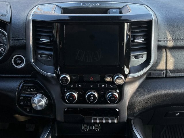 2022 RAM 1500 Laramie Crew Cab 4x4 5'7' Box