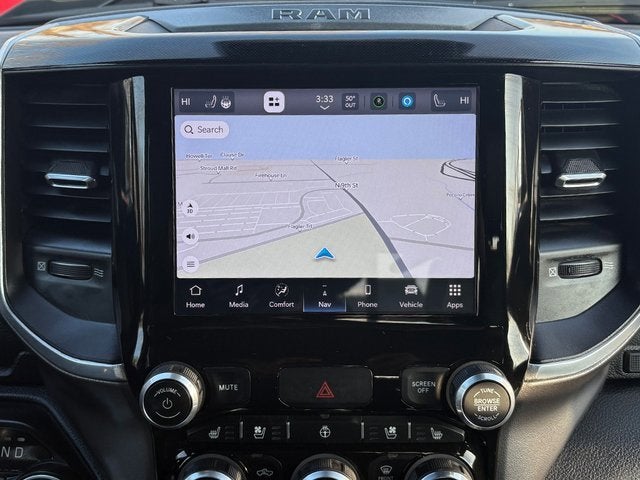 2022 RAM 1500 Laramie Crew Cab 4x4 5'7' Box