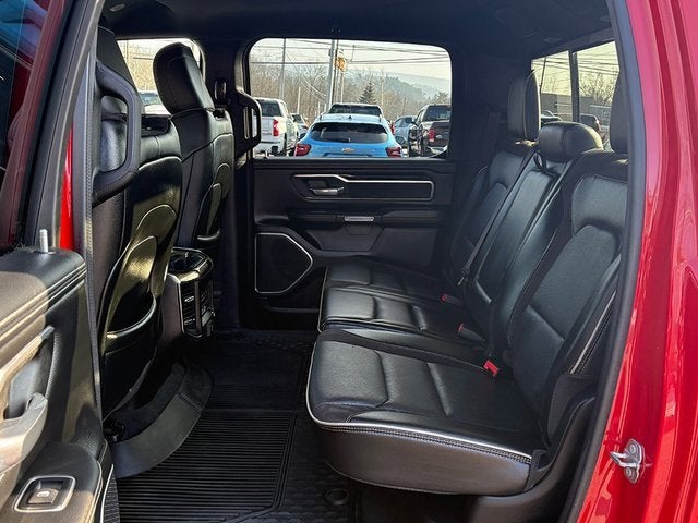 2022 RAM 1500 Laramie Crew Cab 4x4 5'7' Box