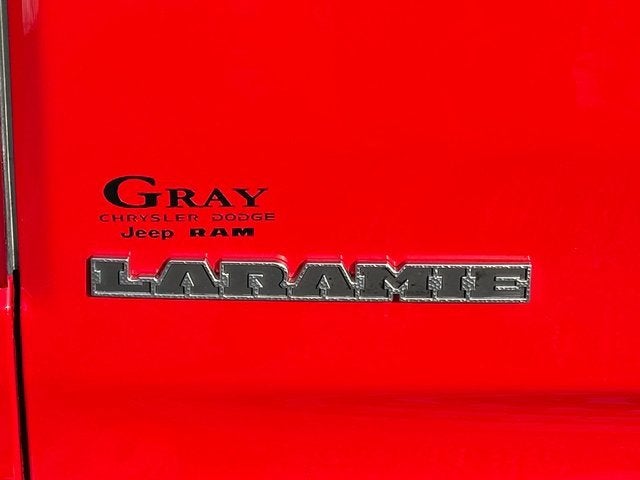 2022 RAM 1500 Laramie Crew Cab 4x4 5'7' Box