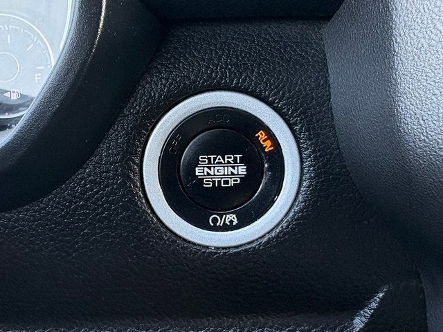 2022 RAM 1500 Laramie Crew Cab 4x4 5'7' Box