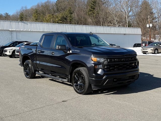 2023 Chevrolet Silverado 1500 4WD Crew Cab Short Bed Custom