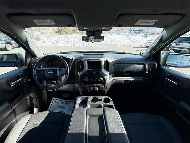 2023 Chevrolet Silverado 1500 4WD Crew Cab Short Bed Custom