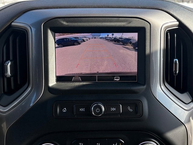 2023 Chevrolet Silverado 1500 4WD Crew Cab Short Bed Custom