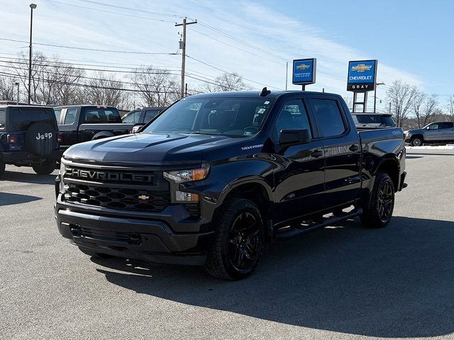 2023 Chevrolet Silverado 1500 4WD Crew Cab Short Bed Custom