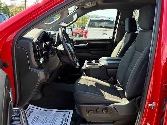 2022 Chevrolet Silverado 1500 4WD Crew Cab Short Bed LT with 2FL