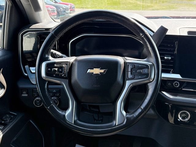2022 Chevrolet Silverado 1500 4WD Crew Cab Short Bed LT with 2FL