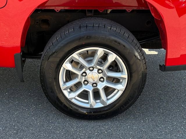 2022 Chevrolet Silverado 1500 4WD Crew Cab Short Bed LT with 2FL