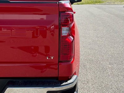 2022 Chevrolet Silverado 1500 4WD Crew Cab Short Bed LT with 2FL