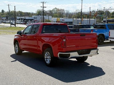2022 Chevrolet Silverado 1500 4WD Crew Cab Short Bed LT with 2FL