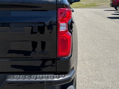 2023 Chevrolet Silverado 1500 4WD Crew Cab Short Bed RST