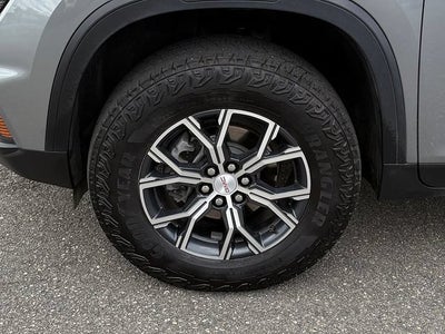 2024 GMC Acadia AWD AT4