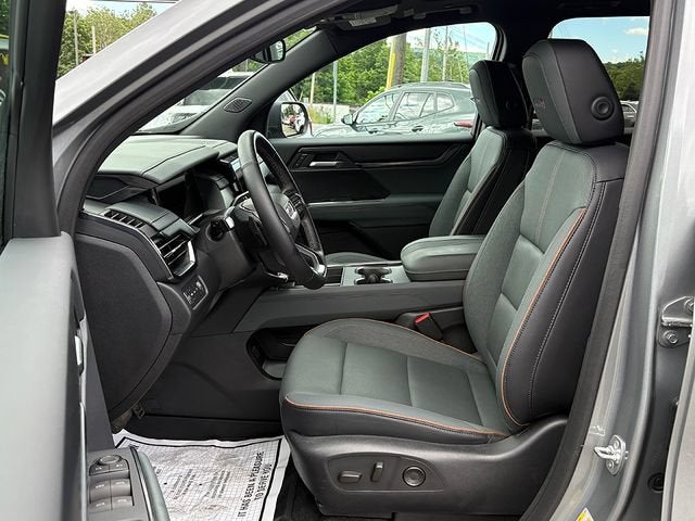 2024 GMC Acadia AWD AT4