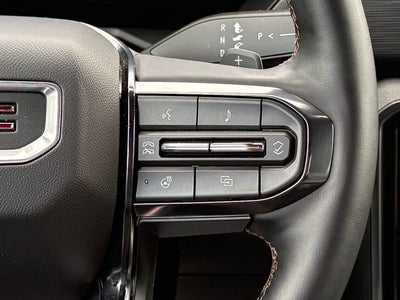 2024 GMC Acadia AWD AT4