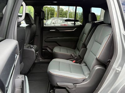 2024 GMC Acadia AWD AT4