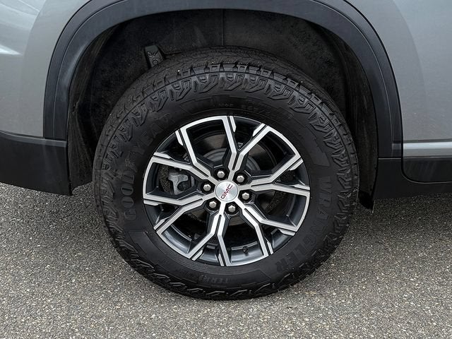 2024 GMC Acadia AWD AT4