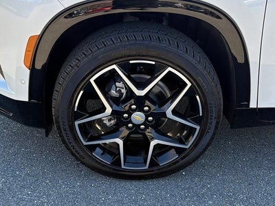 2025 Chevrolet Traverse AWD High Country