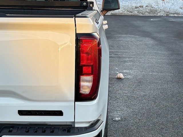 2023 GMC Sierra 1500 4WD Crew Cab Short Box Elevation with 3SB