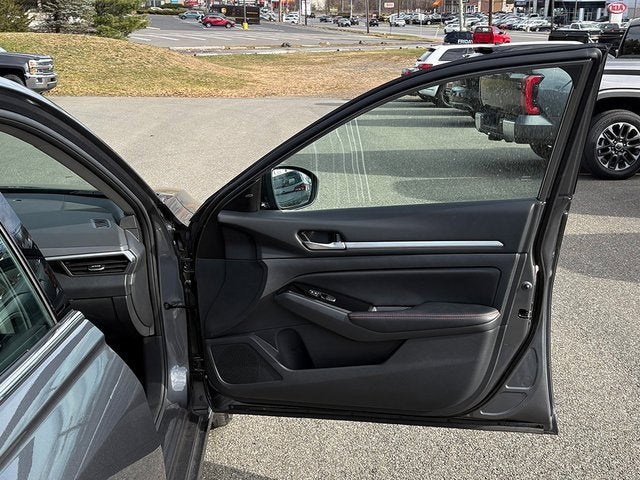 2025 Nissan Altima SR AWD