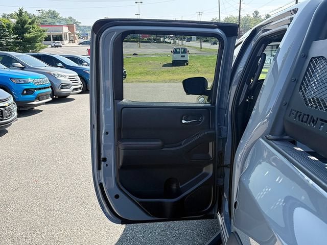2023 Nissan Frontier Crew Cab PRO-4X 4x4